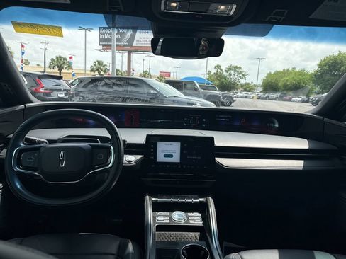 Certified 2024 Lincoln Nautilus Premier w/ Jet Appearance Package AWD/4WD image 16