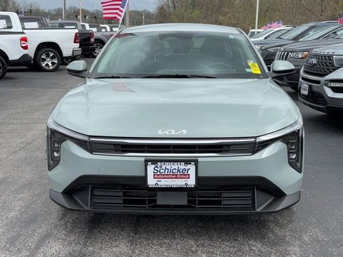 Used 2025 Kia K4 FWD image 9