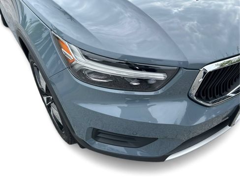Used 2020 Volvo XC40 T5 Momentum w/ Protection Package Premier AWD/4WD image 35