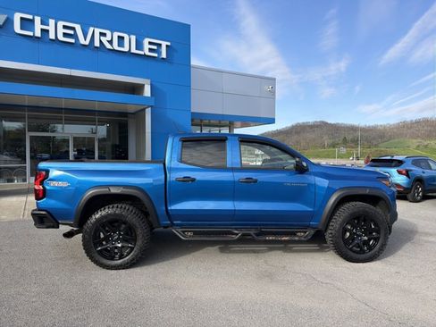 Used 2023 Chevrolet Colorado Trail Boss w/ Advanced Trailering Package image 3