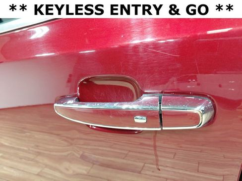 Used 2017 GMC Acadia Denali image 13