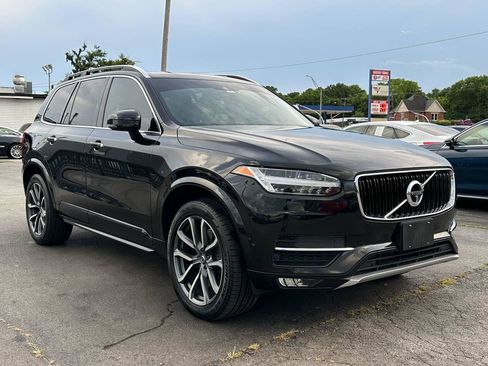 Used 2017 Volvo XC90 T6 Momentum w/ Vision Package AWD/4WD image 12