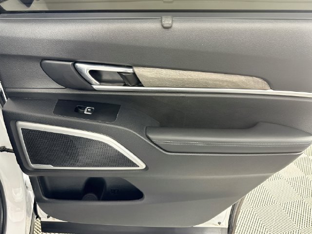 Used 2022 Kia Telluride EX w/ EX Premium Package FWD image 25