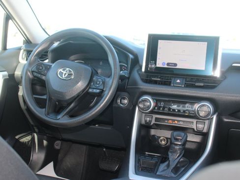 Used 2024 Toyota RAV4 XLE FWD image 23