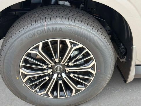 New 2026 Nissan Armada Platinum AWD/4WD image 11