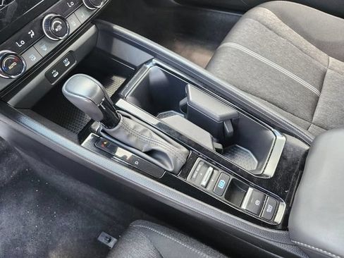 Used 2024 Honda Accord Sport image 27