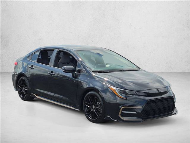 Used 2021 Toyota Corolla SE FWD image 3
