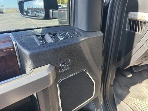Used 2017 Ford F350 Platinum w/ Platinum Ultimate Package image 9