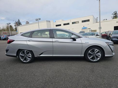 Used 2018 Honda Clarity Touring image 8