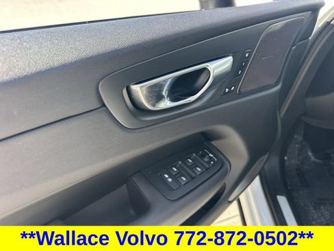 Used 2024 Volvo XC60 T8 Ultimate w/ Protection Package Premier AWD/4WD image 17
