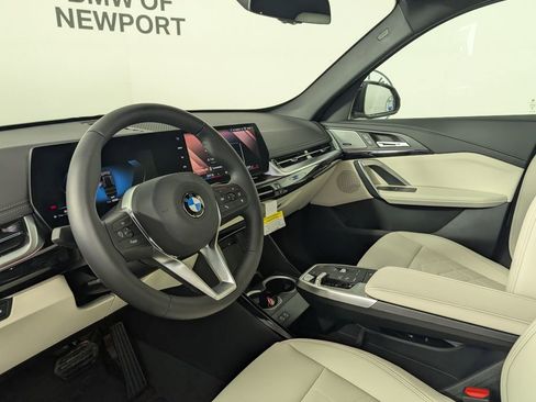 New 2026 BMW X1 xDrive28i w/ Convenience Package AWD/4WD image 11