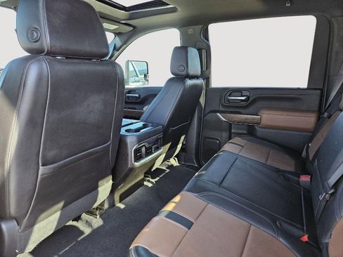 Used 2022 Chevrolet Silverado 2500 High Country w/ Z71 Off-Road Package AWD/4WD image 26
