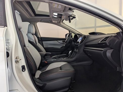 Used 2023 Subaru Crosstrek 2.5i Limited w/ Moonroof Package image 18