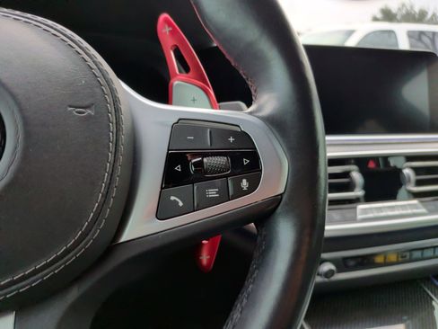 Used 2021 BMW X5 M50i image 22