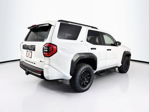 New 2026 Toyota 4Runner SR5 AWD/4WD image 9