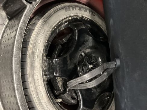 Used 2013 Cadillac XTS Luxury w/ Driver Awareness Package image 27