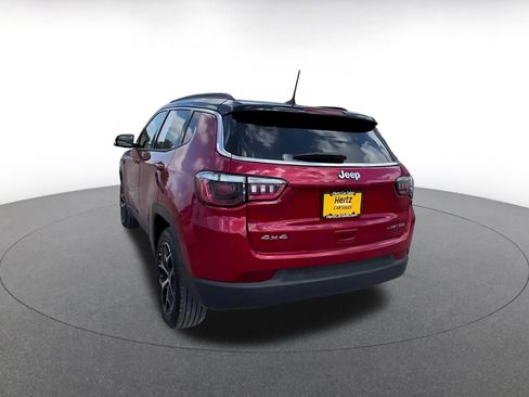 Used 2025 Jeep Compass Limited AWD/4WD image 11