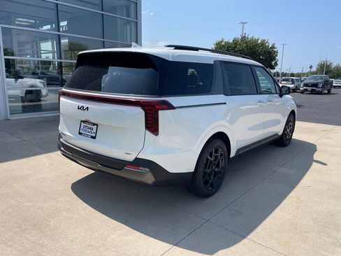 New 2027 Kia Carnival SX Prestige FWD image 5