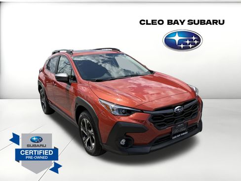 Used 2025 Subaru Crosstrek 2.5i Premium AWD/4WD image 1