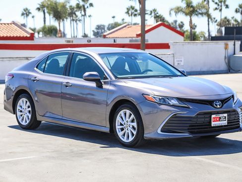 Certified 2021 Toyota Camry LE w/ Carpet Mat Package (TMS) FWD image 5