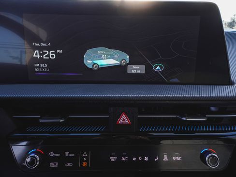 Used 2023 Kia EV6 GT-Line w/ GT-Line White Seat Package image 18