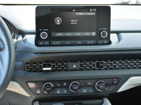 Used 2023 Honda Accord EX image 15