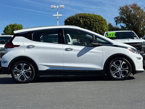 Used 2020 Chevrolet Bolt Premier w/ Infotainment Package image 4