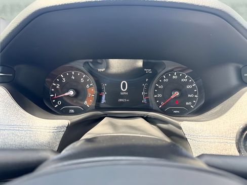 Used 2024 Jeep Compass Latitude AWD/4WD image 19