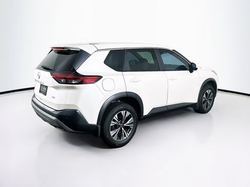 Used 2023 Nissan Rogue SV FWD image 9