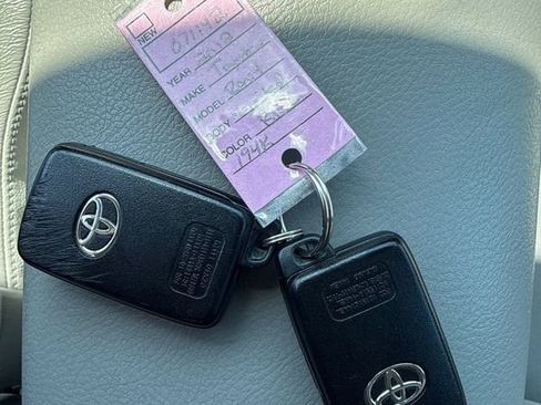 Used 2012 Toyota RAV4 Limited w/ Premium Plus Value Pkg image 35