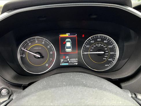 Used 2022 Subaru Crosstrek 2.5i Sport w/ Moonroof Package AWD/4WD image 12