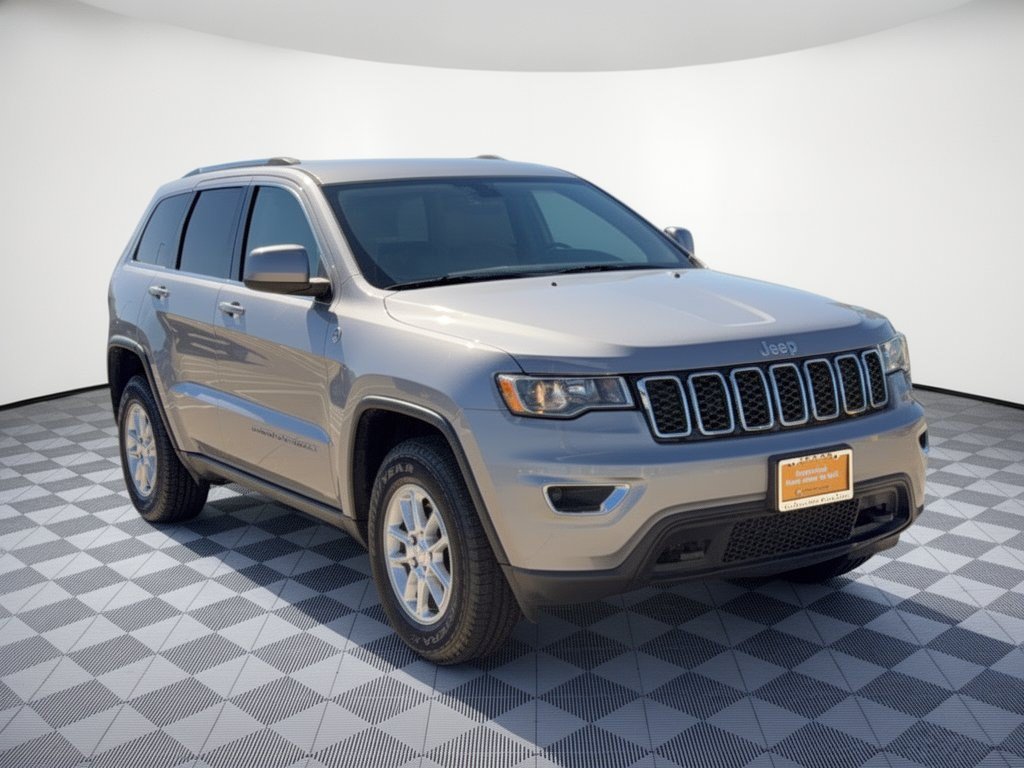 Certified 2020 Jeep Grand Cherokee Laredo AWD/4WD image 7