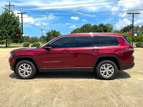 Used 2022 Jeep Grand Cherokee L Limited AWD/4WD image 5