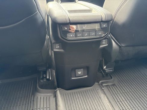 Used 2024 Toyota Grand Highlander Limited image 14