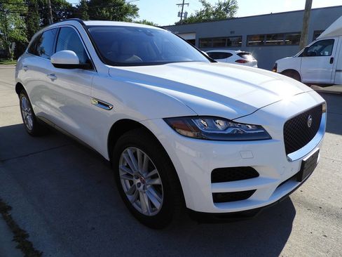 Used 2018 Jaguar F-PACE Prestige AWD/4WD image 12