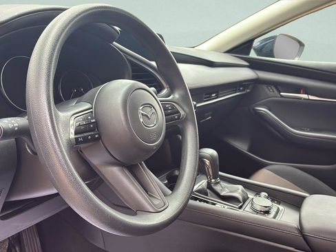 Used 2024 MAZDA MAZDA3 s image 24