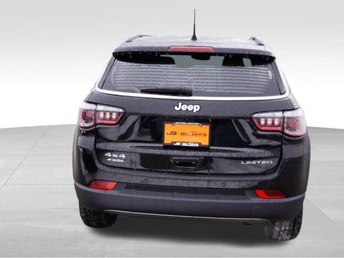 Certified 2024 Jeep Compass Limited image 6