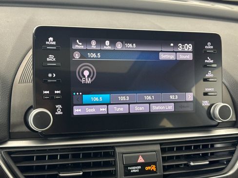 Used 2018 Honda Accord EX-L image 17