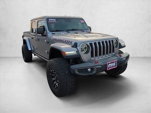 Used 2020 Jeep Gladiator Rubicon image 3