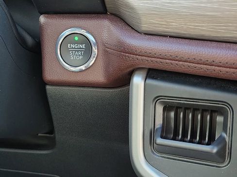 Used 2024 Ford Expedition Max Limited image 17