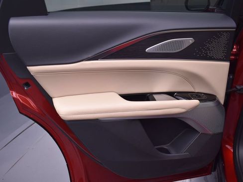 New 2026 Cadillac Lyriq Signature Sport w/ Nappa Leather Package AWD/4WD image 28