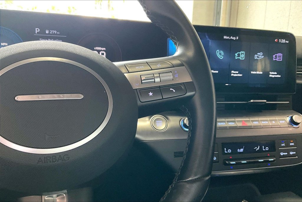 Used 2025 Hyundai Kona SEL AWD/4WD image 9