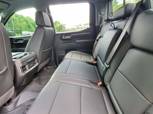 Used 2026 GMC Sierra 1500 Elevation w/ Elevation Premium Package AWD/4WD image 5