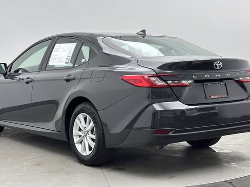Used 2025 Toyota Camry LE FWD image 5