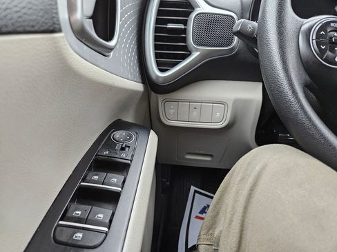 Used 2020 Kia Soul LX image 13