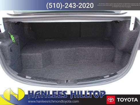 Used 2019 Ford Fusion SE FWD image 10