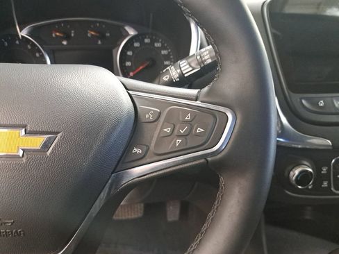 Used 2024 Chevrolet Equinox LT image 19