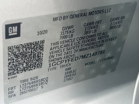 Used 2021 Chevrolet Silverado 1500 LT Trail Boss w/ Convenience Package II image 28