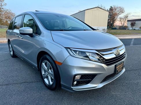 Used 2018 Honda Odyssey EX-L image 3