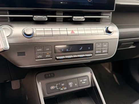 New 2026 Hyundai Kona Limited FWD image 18